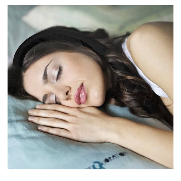 🆕 Heatless Curling Rod Headband - Picture 3 of 5